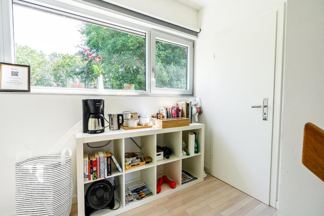 Schoenes Zimmer Nr 3 In Leer Ortsteil Nuettermoor Apartamento Nuttermoor Exterior foto